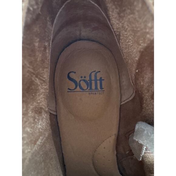 Sofft Nine Wedge Tamn Suede Booties- Size 8M- EUC - Picture 9 of 9